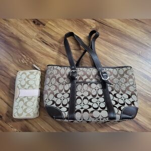 Womens Hamilton Signature Coach Purse, Tote, With Wallet, See Pics